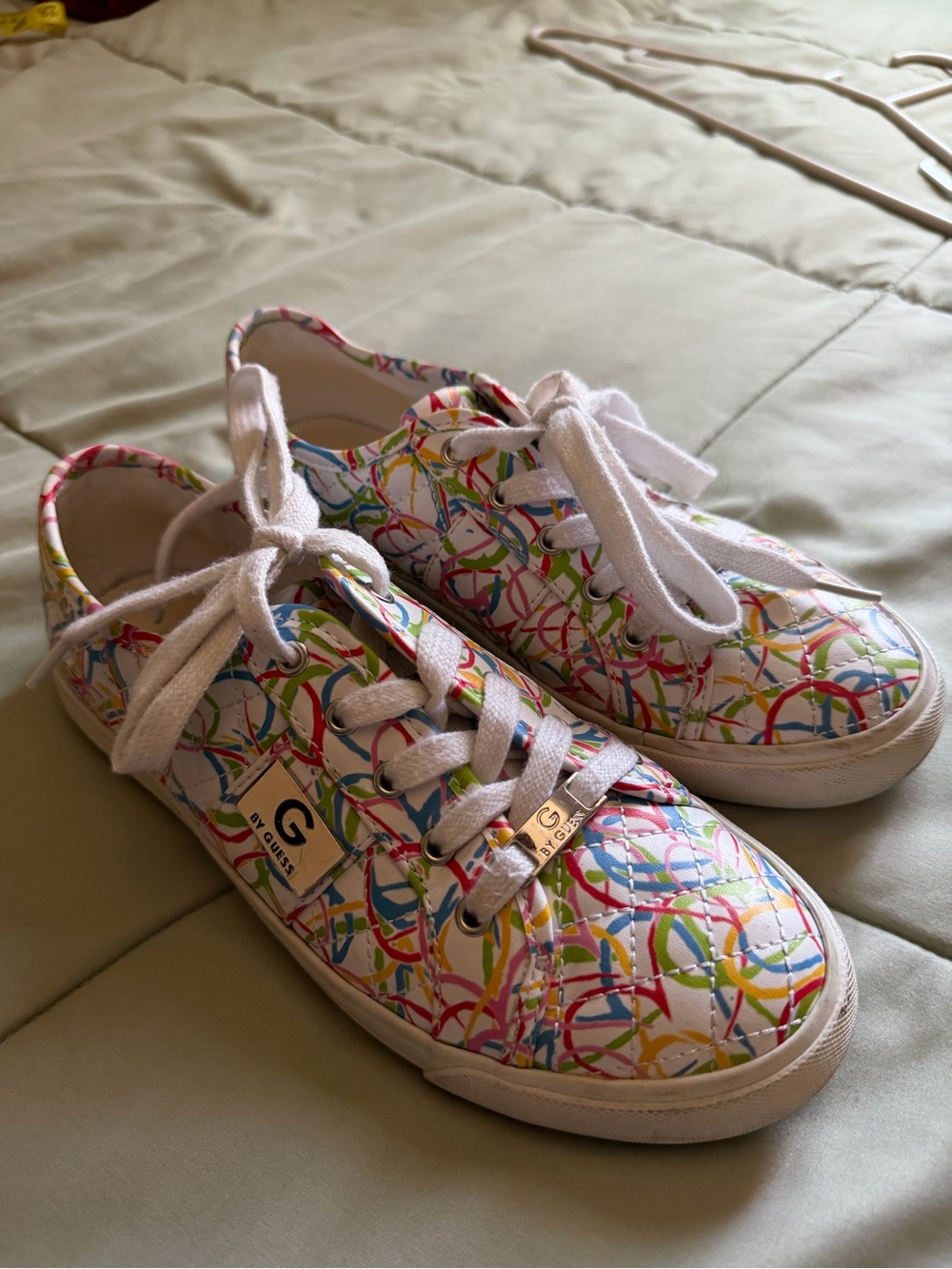 G by Guess White Sneakers with Multicolor Loop Print